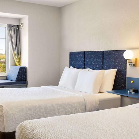 Microtel Inn & Suites By Wyndham New Ulm Εξωτερικό φωτογραφία