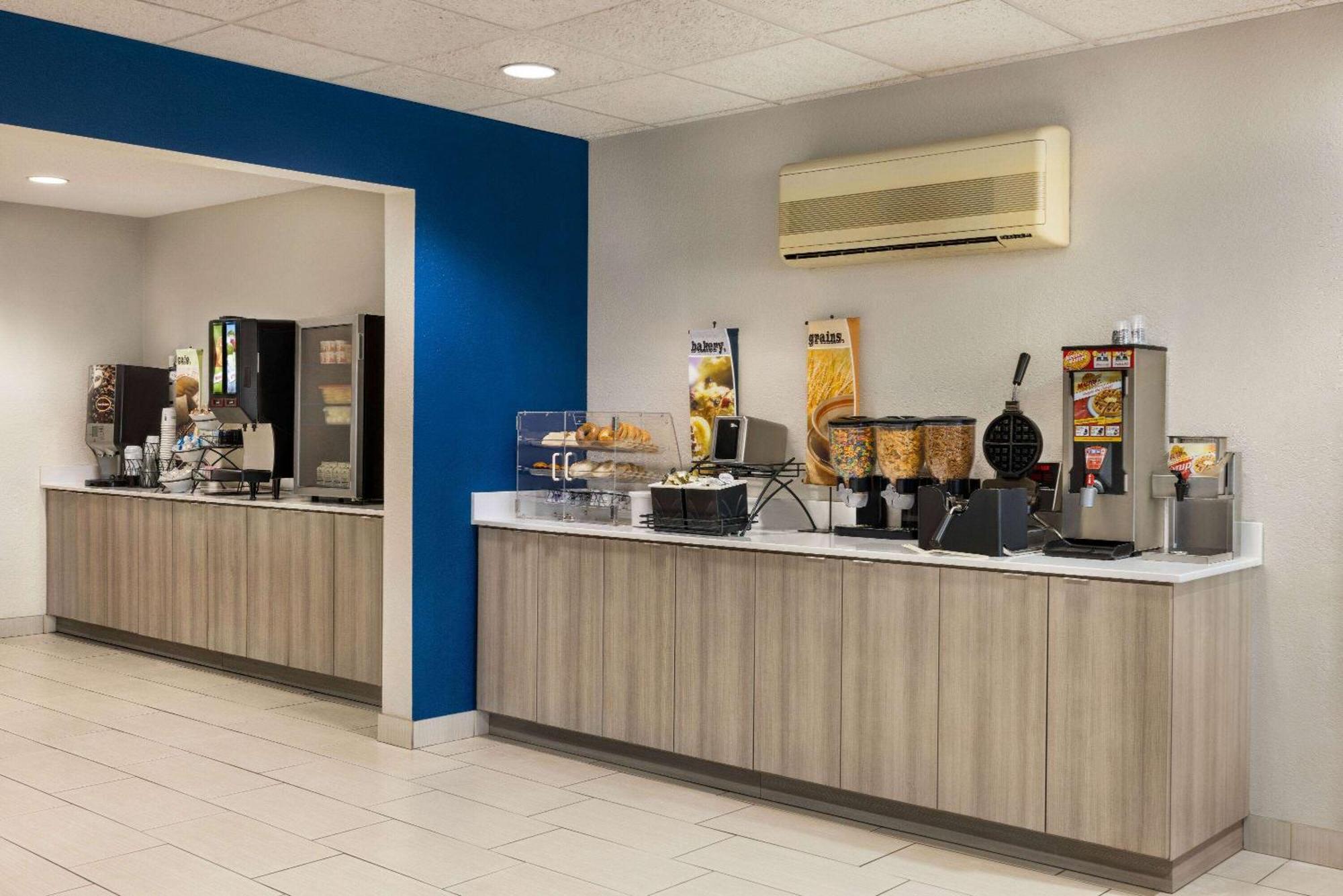 Microtel Inn & Suites By Wyndham New Ulm Εξωτερικό φωτογραφία